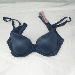 Victoria’s Secret 34C Body by Victoria lined Demi bra